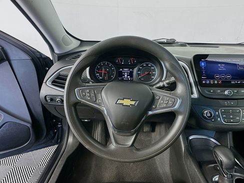 Used 2023 Chevrolet Malibu LT w/ Driver Confidence Package FWD image 11