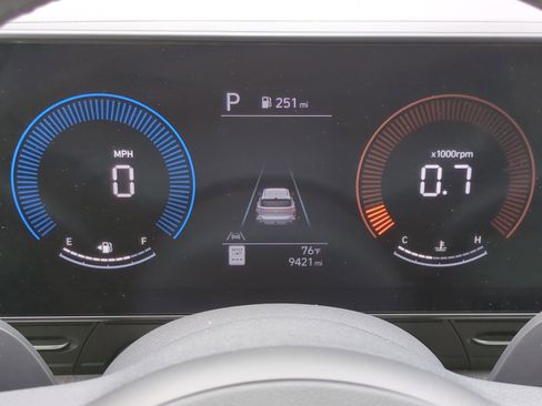 Certified 2024 Hyundai Kona SEL FWD image 16