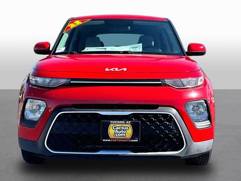 Used 2022 Kia Soul LX FWD image 3