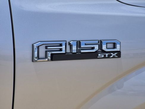 Used 2018 Ford F150 XL w/ Equipment Group 101A Mid AWD/4WD image 7