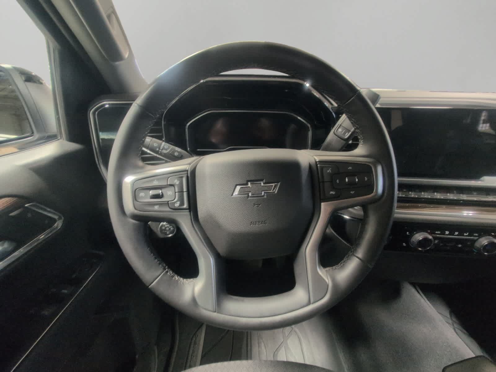 Used 2023 Chevrolet Silverado 1500 RST AWD/4WD image 12