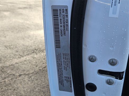 Certified 2021 Dodge Challenger R/T w/ Plus Package image 33