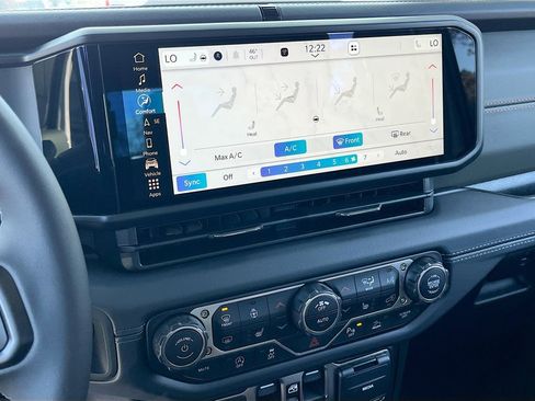 New 2026 Jeep Gladiator Mojave AWD/4WD image 16