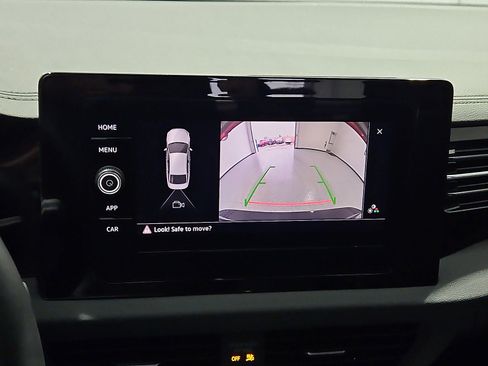 Certified 2025 Volkswagen Jetta Sport FWD image 18