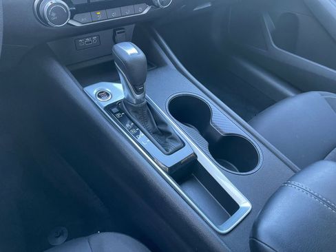 Used 2025 Nissan Altima 2.5 SV image 40