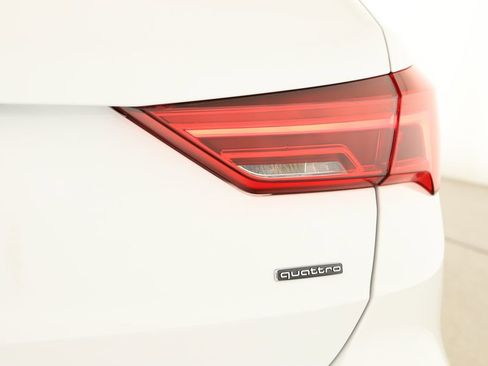 Certified 2025 Audi Q3 2.0T Premium Plus w/ Premium Plus Package AWD/4WD image 37
