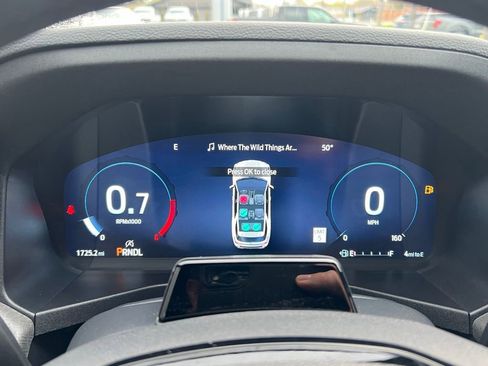 Used 2025 Ford Explorer Platinum w/ LUX Leather Package image 32