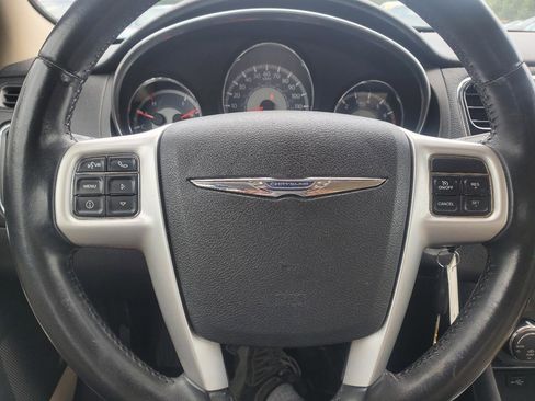 Used 2012 Chrysler 200 Limited w/ Sun/Sound Group FWD image 18