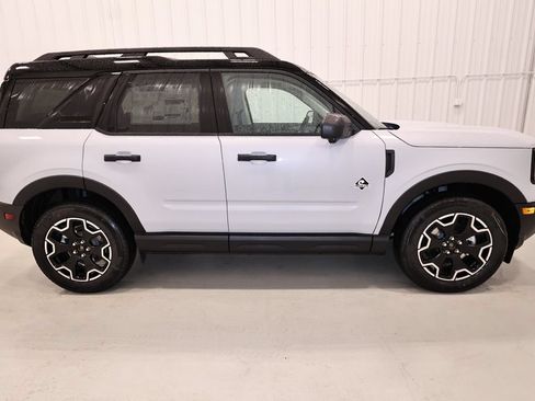 New 2026 Ford Bronco Sport Outer Banks w/ Outer Banks Tech Package+ AWD/4WD image 2