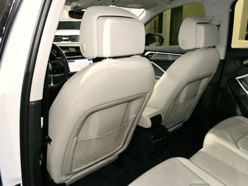 Used 2021 Audi Q3 2.0T Premium Plus w/ Premium Plus Package image 15