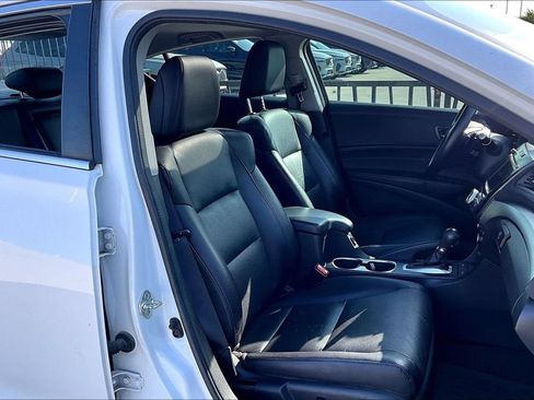 Used 2017 Acura ILX FWD image 9
