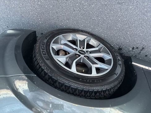 Used 2018 Chevrolet Sonic LT w/ Convenience Package image 20