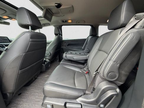 Used 2023 Honda Odyssey Touring image 18