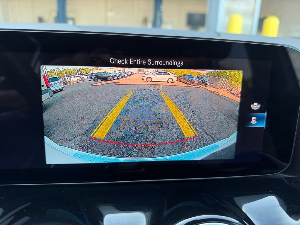 Certified 2022 Mercedes-Benz GLA 250 w/ Premium Package Lite image 22