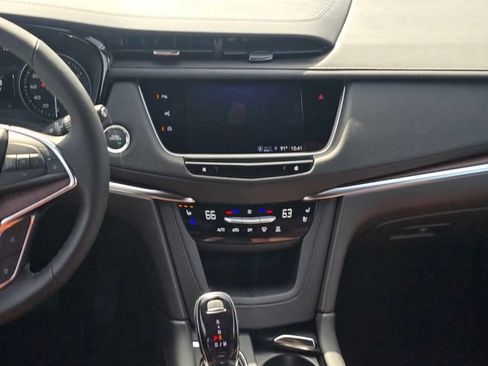 New 2026 Cadillac XT5 Premium Luxury w/ Driver Assist Package FWD image 17