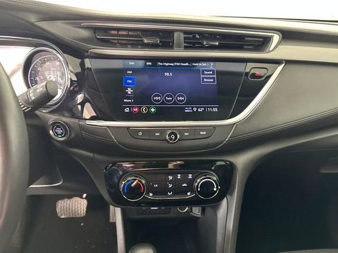 Used 2021 Buick Encore GX Preferred w/ Cold Weather Comfort Package FWD image 21