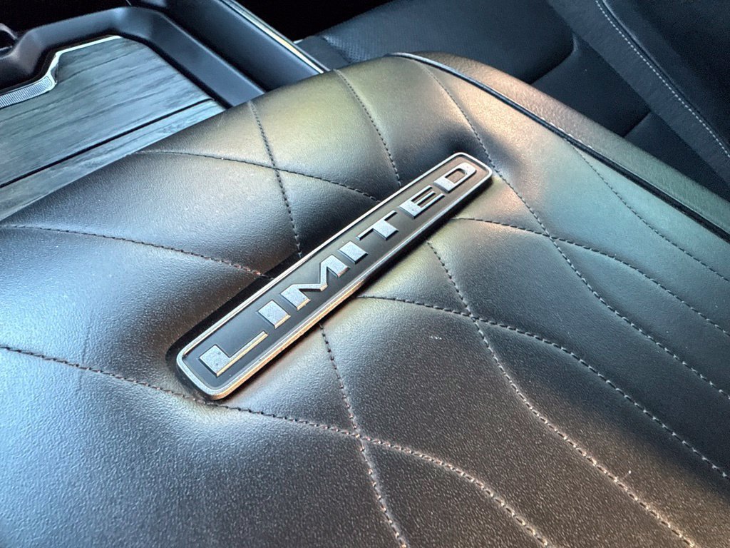Used 2025 RAM 1500 Limited AWD/4WD image 43