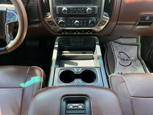 Used 2017 Chevrolet Silverado 1500 High Country image 15