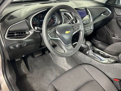 Used 2022 Chevrolet Malibu LS w/ Driver Confidence Package II FWD image 15