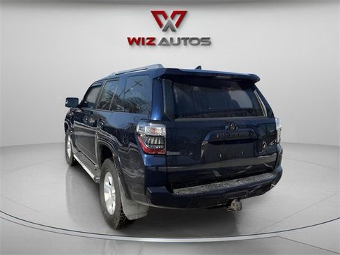 Used 2018 Toyota 4Runner SR5 Premium image 9