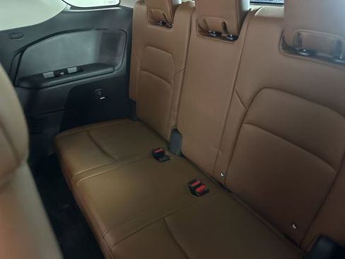 Used 2022 Nissan Pathfinder Platinum w/ Cargo Package image 23