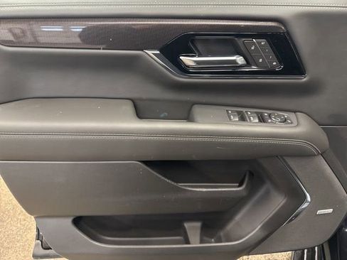 New 2026 GMC Yukon XL Elevation AWD/4WD image 10