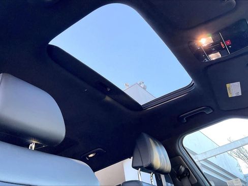 Used 2024 Hyundai Santa Fe Calligraphy image 11