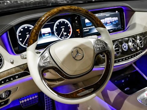 Used 2016 Mercedes-Benz S 550 Sedan image 22