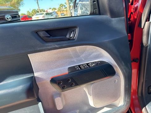 Used 2022 Ford Maverick XLT w/ Equipment Group 300A Standard AWD/4WD image 25