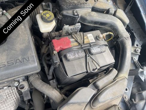 Used 2016 Nissan Rogue SV FWD image 32