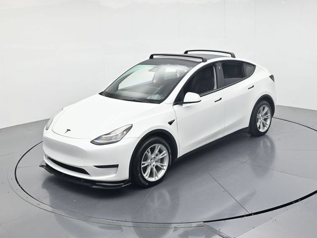 Used 2022 Tesla Model Y Long Range AWD/4WD image 41