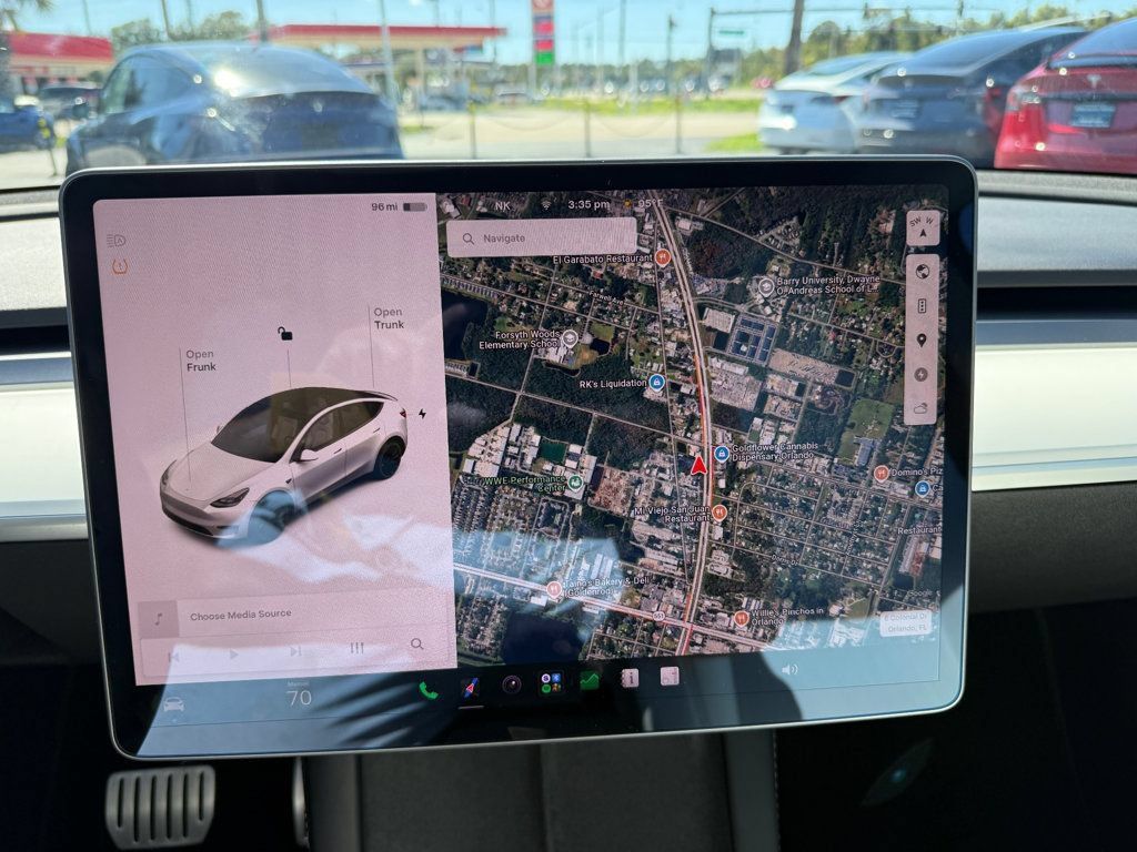 Used 2022 Tesla Model Y Performance AWD/4WD image 11