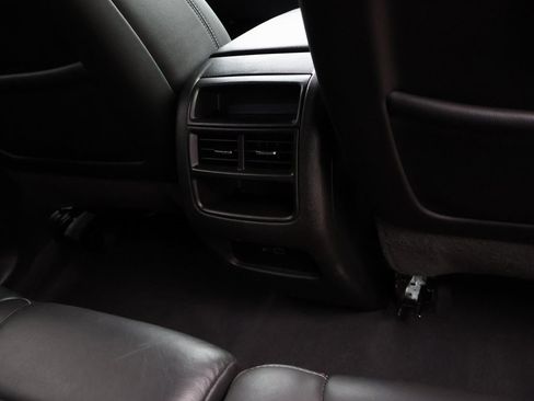 Used 2020 Cadillac XT5 Premium Luxury image 17