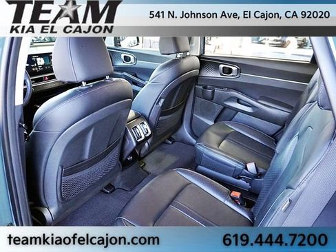 Certified 2025 Kia Sorento EX image 18