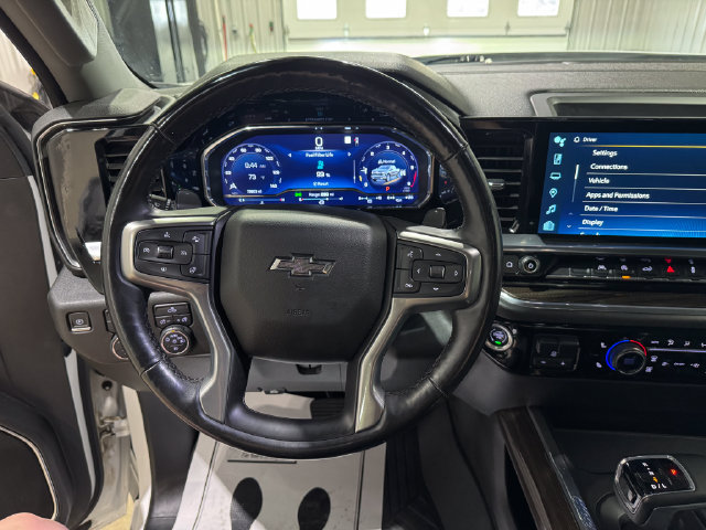 Used 2023 Chevrolet Silverado 1500 RST w/ Z71 Off-Road Package AWD/4WD image 13