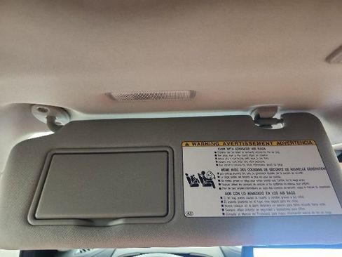 Used 2025 Toyota Highlander Limited AWD/4WD image 79