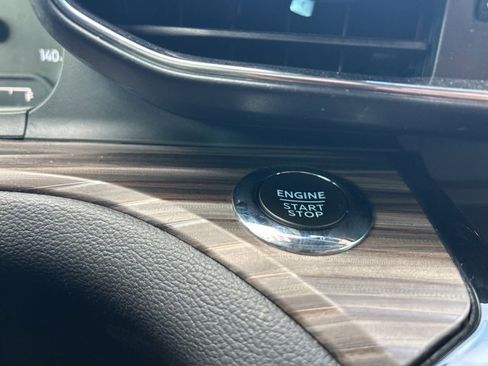 Used 2023 Ford Explorer Limited w/ Equipment Group 301A image 27