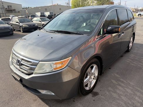 Used 2012 Honda Odyssey Touring Elite image 4