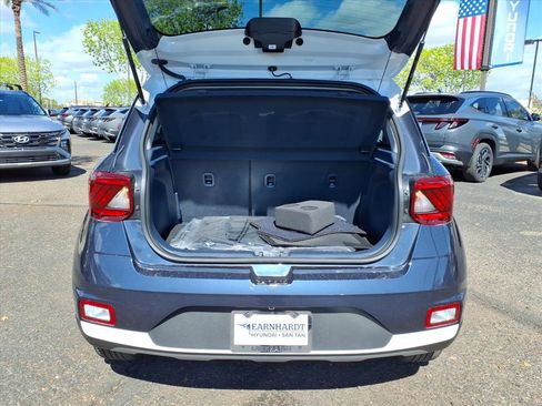 Certified 2025 Hyundai Venue Limited image 10