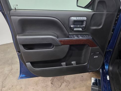 Used 2018 GMC Sierra 1500 SLT AWD/4WD image 29