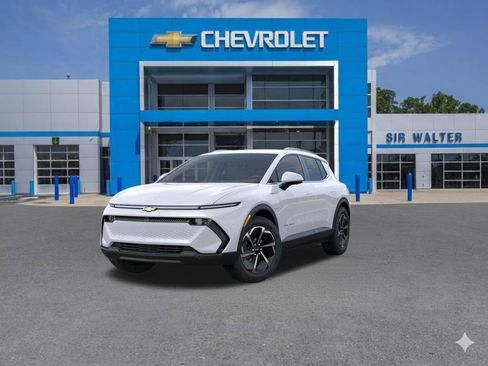 New 2026 Chevrolet Equinox EV LT AWD/4WD image 9