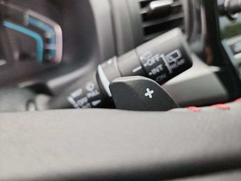 Used 2023 Honda Odyssey Sport image 16