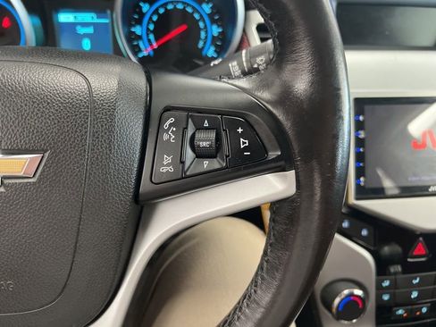 Used 2014 Chevrolet Cruze LT FWD image 22