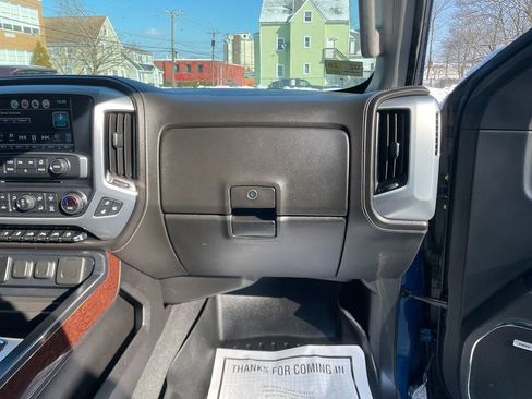 Used 2018 GMC Sierra 1500 SLT image 29