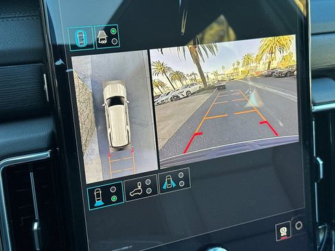 New 2026 GMC Yukon XL Denali w/ Sun & Power Step Package AWD/4WD image 21