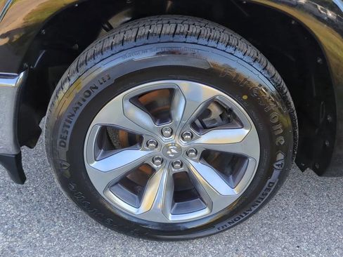Used 2021 RAM 1500 Limited AWD/4WD image 9