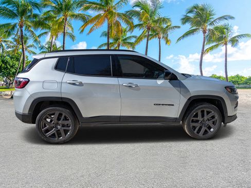 New 2026 Jeep Compass Latitude AWD/4WD image 2