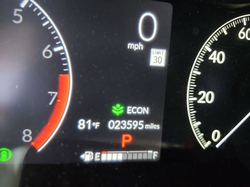 Used 2024 Honda CR-V EX-L image 29