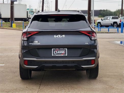 Used 2024 Kia Sportage X-Line w/ X-Line Premium Package image 6