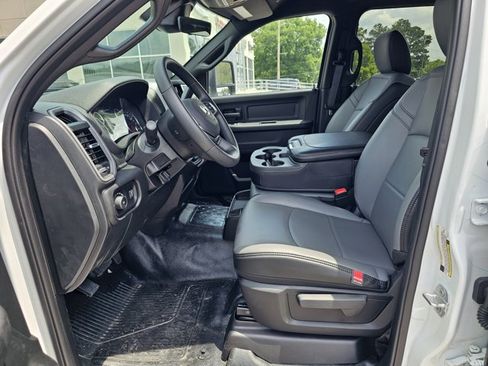 New 2026 RAM 3500 Tradesman AWD/4WD image 41